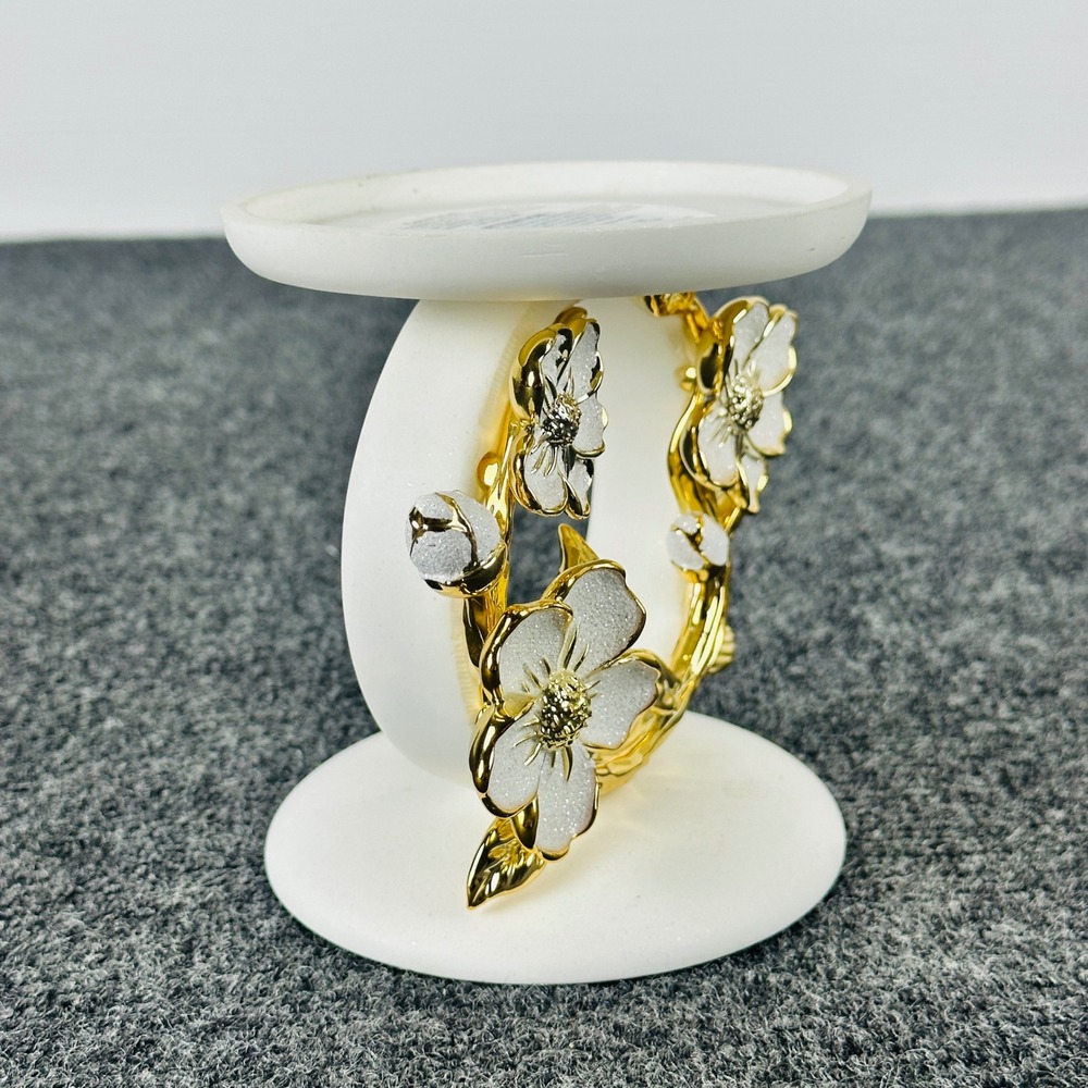 Bath & Body Works Gold Floral 3-Wick Candle Holder White Flower Pedestal Stand - Picture 7 of 8